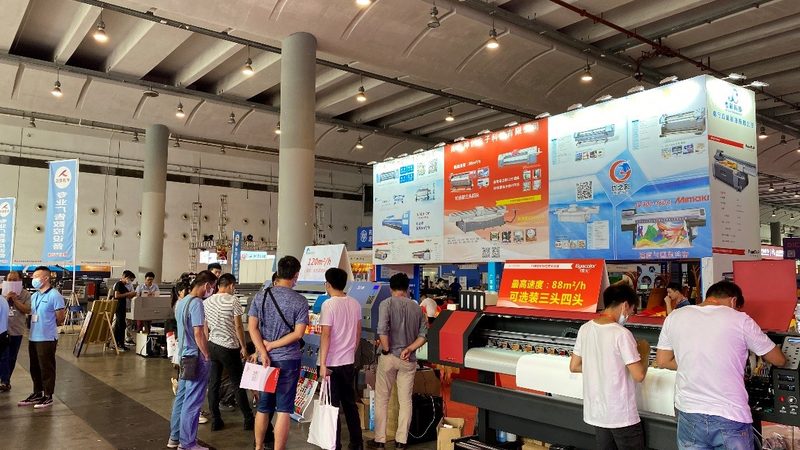 线上会展平台定制价格：揭秘其背后的考量因素