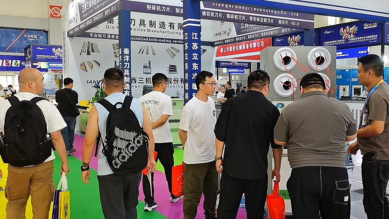 公共场所标识标牌规范：标准解读与合规要点